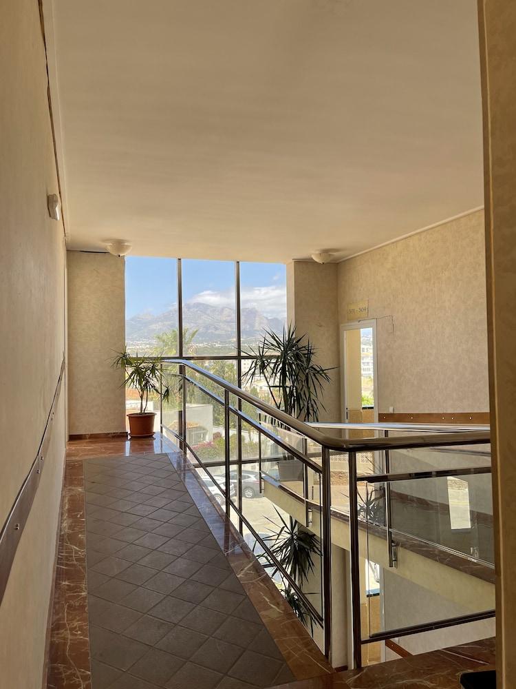 Aparthotel Residencial Vidalbir Л'Альфас-дель-Пі Екстер'єр фото